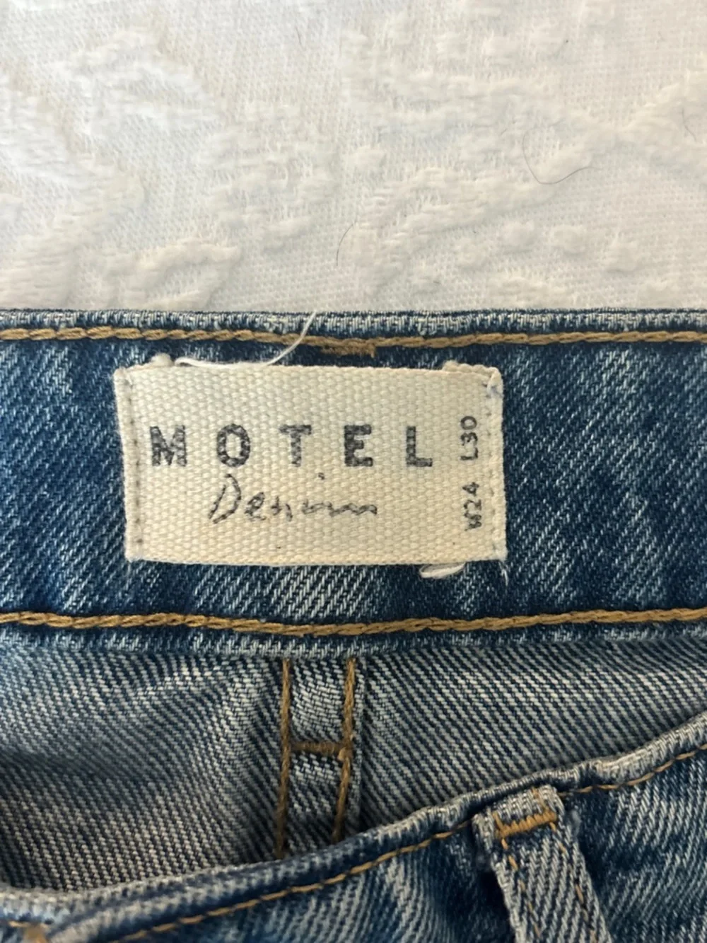 Motel Rocks Low Rise Parallel Jeans in Powder Blue - Picture 8 of 10